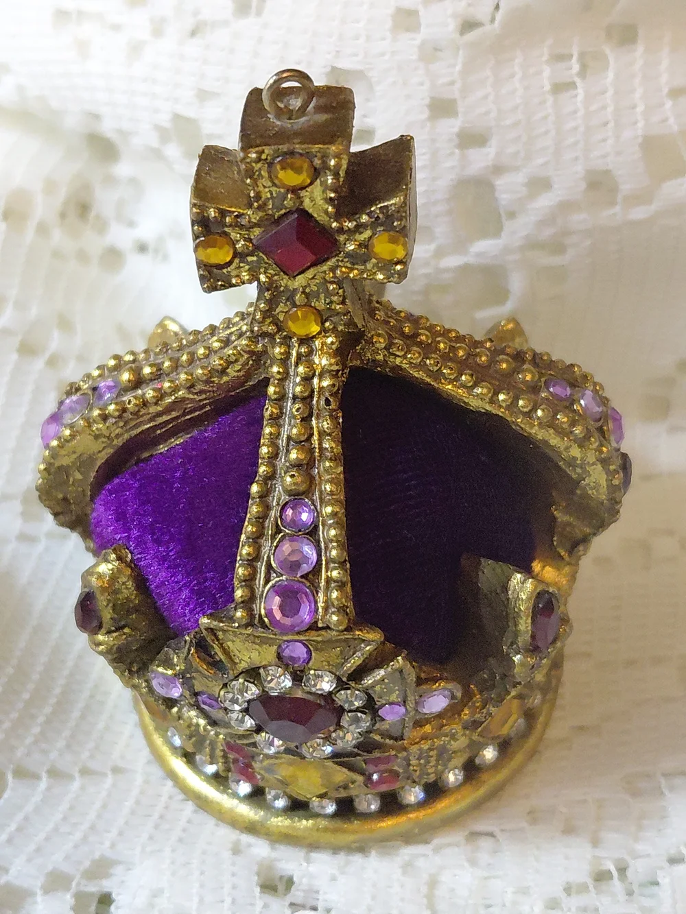 Vintage British Royal Crown from London St.Edward's Christmas Ornament Decor